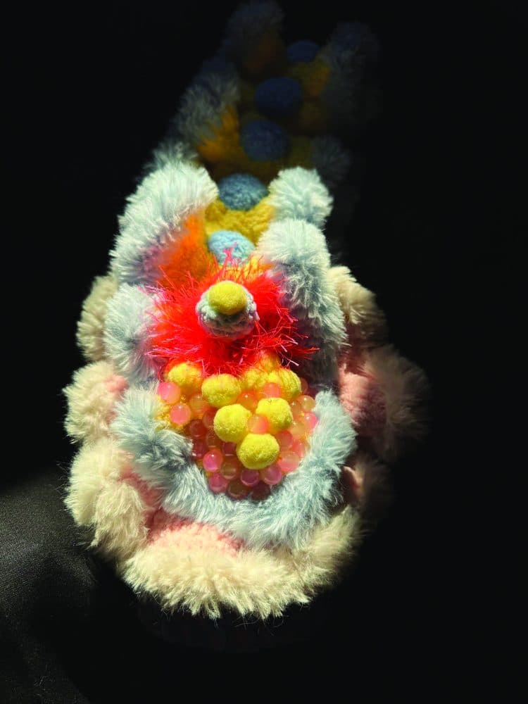 Omidee, detail 1